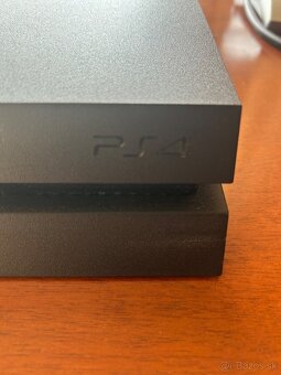 PlayStation 4 - 3