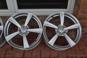 5x108 R18 Hlinikove disky original Volvo XC60 XC90 - 3