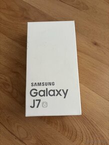 Samsung Galaxy J7 - 3