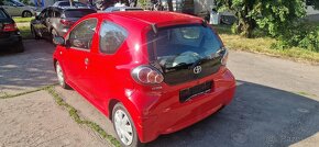 Toyota Aygo 1.0 benzin - 3