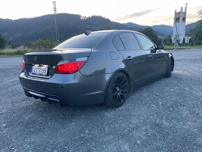 Bmw e60 545i - 3