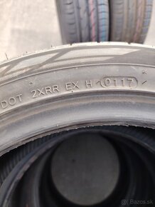 Predám pneu Hankook225/45R17 91V - 3