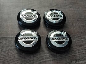 Stredové krytky Volvo 64mm čierne - 3