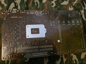 Intel G2030 +ASROCK H61 PRO BTC 1155 +4GB ram +backplate - 3