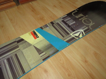 Predam snowboard FIREFLY,157 cm,bez viazania - 3