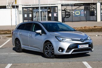 Toyota Avensis Combi 2.0 D-4D S S Active - 3