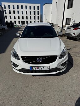 Volvo XC60 R-Design - 3