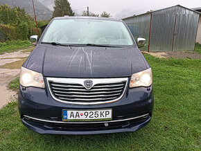 Lancia Voyager 2.8crdi Platinum r.v.2013,120kw 7 miestna - 3