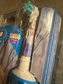 Oral-B Pro Kids Ľadové Kráľovstvo detská - 3