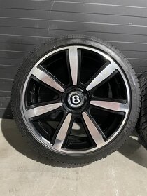 275/35R21 Dunlop SP Winter Sport 3D Bentley - 3