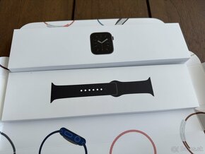 Apple Watch series 6 Space Gray 44mm - 3