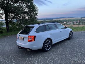 Škoda Octavia Combi 2.0 TSI RS - 3