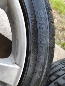 Sada 4ks Mercedes hlinikove disky 7.5J s pneu 215/45 R17 - 3