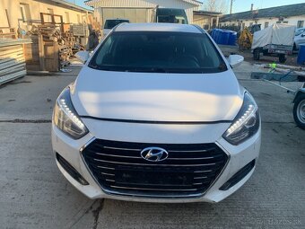 Hyundai i40 CW 1.7 CRDi HP Premium A/T - 3