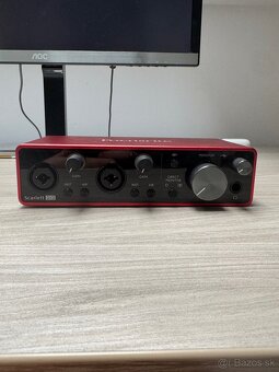 Focusrite Scarlette 2i2 3rd Gen - 3