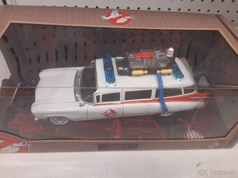 Cadillac Ecto-1 Ghostbusters 1984 - 1:24 Jada Toys - 3