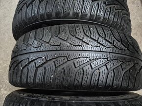 215/60 r16 zimné 4 ks UNIROYAL dezén 8- 6,6 mm - 3