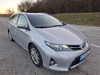 TOYOTA AURIS TOURING SPORTS 2.0D-4D - 3