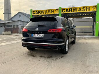 Volkswagen Touareg 3.0 V6 TDI SCR 286k Elegance 4Motion Tipt - 3