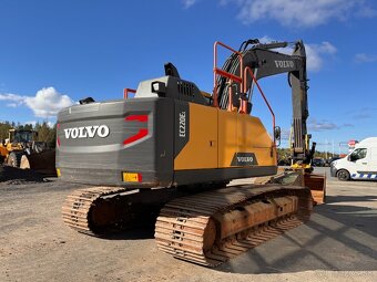 Pásový bagr VOLVO EC220EL EL - 3