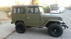 Toyota Land Cruiser BJ 42 - 3