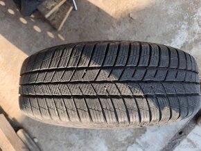 Predám zimné pneumatiky 215/70 R16H - 3