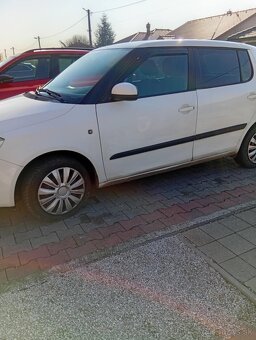 Skoda Fabia 2 - 3