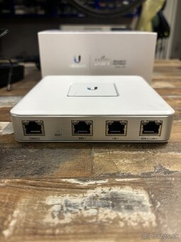 Unifi security gateway - 3