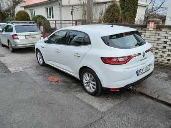 Renault Mégane 1.6/16V model 2018 - 3