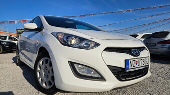 Hyundai i30 1.4 CRDi DOHC 16V Comfort - 3