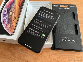 Apple iPhone XS 64GB Gold - 3