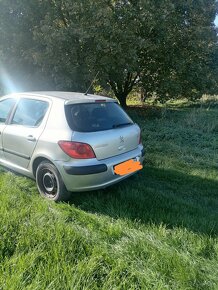 Predám Peugeot 307 1.4 benzín - 3