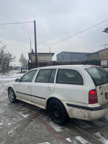 Škoda octavia 1.9 TDi 66kw 500€ pevná - 3