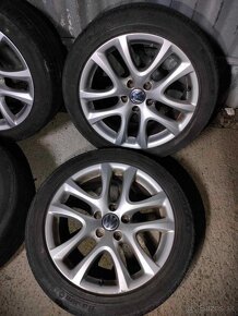 4ks alu disky orig. VW 5x112 R17 pneu 235/45 r17 - 3