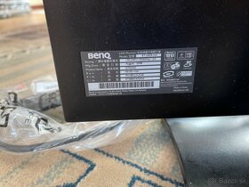 Predám LCD monitor Benq 43cm uhlopr. - 3