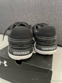 under armour charged rogue 2.5 - 3