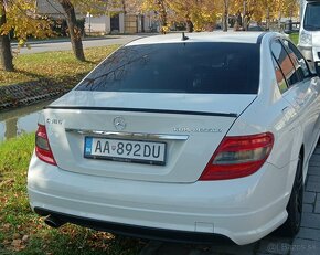 Predám Mercedes w204 - 3