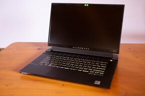 Predám Notebook Alienware M15 R3 / GTX 1160 Ti 6GB - 3