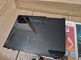 Nintendo Wii herná konzola čierna - 3