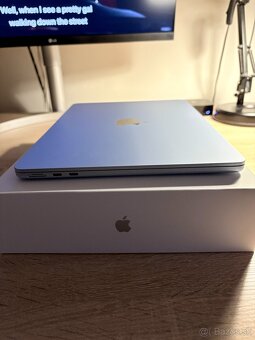 MacBook Air 13" Apple M4 10C CPU 10C GPU 16GB 512GB Nebeský - 3