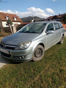 Opel Astra H kombi 1,6 77 Kw benzín - 3