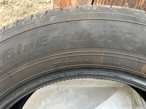 Yokohama Bluearth xt ae61 235/60R18 - 3