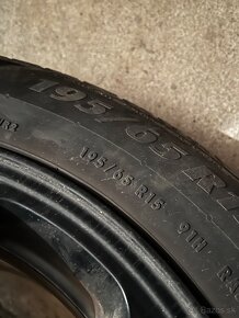 195/65 R15 - 3