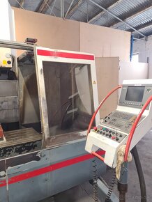 CNC freza MCV 1000A - 3