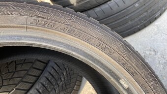 YOKOHAMA 225/45 R18 - 3