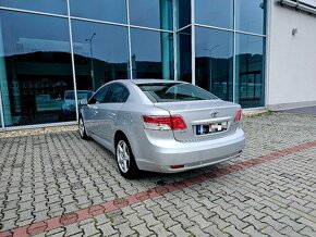 TOYOTA AVENSIS 2.0 D-4D●VYHRIEVANÉ SEDADLÁ ●BEZ INVESTÍCIÍ - 3