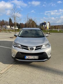 Toyota RAV4 - 3