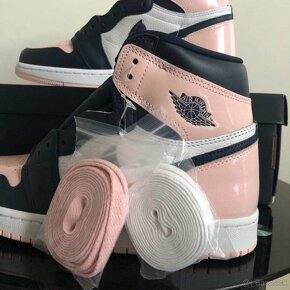 Nike Air Jordan 1 High Bubble Gum - 3