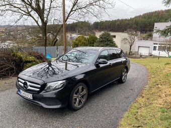 Mercedes-Benz E220d 4Matic - 3