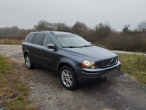 Predam volvo xc90 2.4 D5 4x4 2009 7 miestne automat - 3